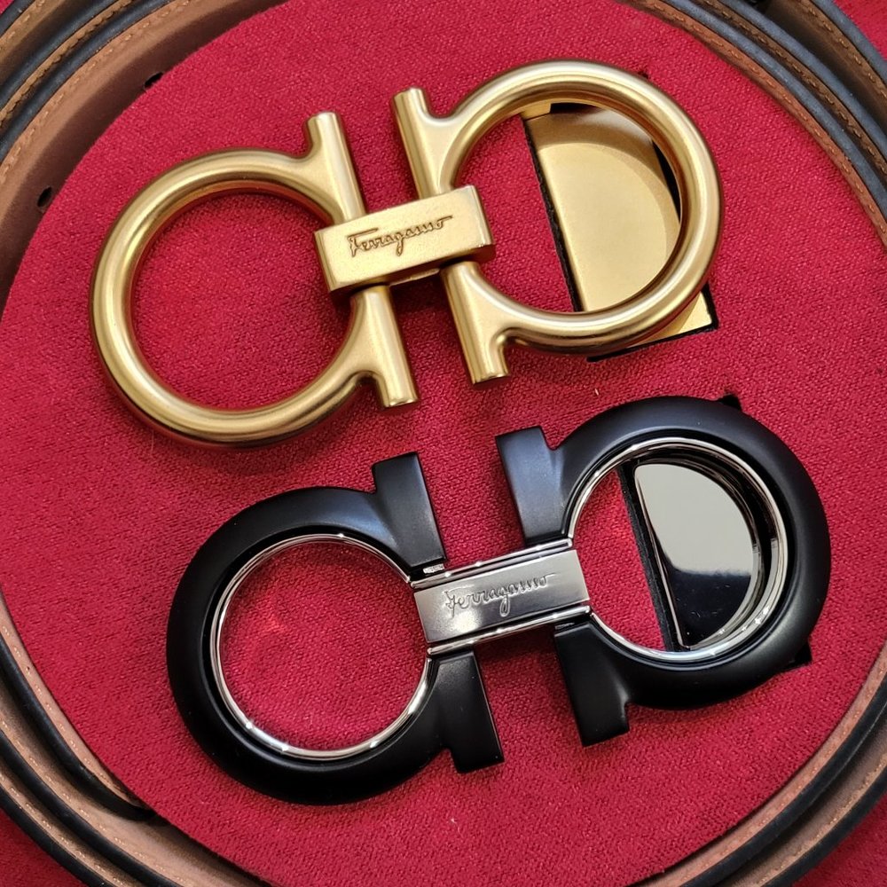 MEN'S SALVATORE FERRAGAMO GIFT SET LEATHER BELT WITH 2 BUCKLES IMPORTED